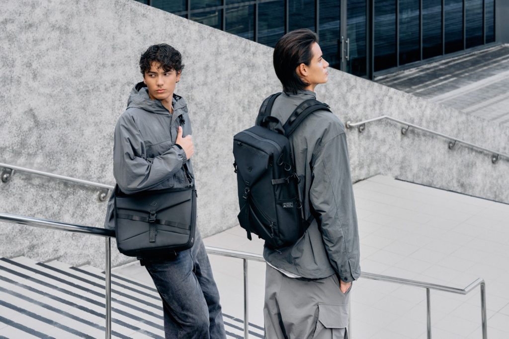 image of ASUS ROG Announces Archer Messenger 14 and Archer Backpack 16 — Premium Gaming Bags Now Available in Malaysia - HelloExpress - 3