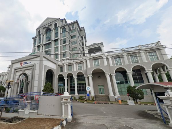 image of TNB Electron Opens Malaysia's Largest EV Charging Hub at Bukit Mertajam - HelloExpress - 10