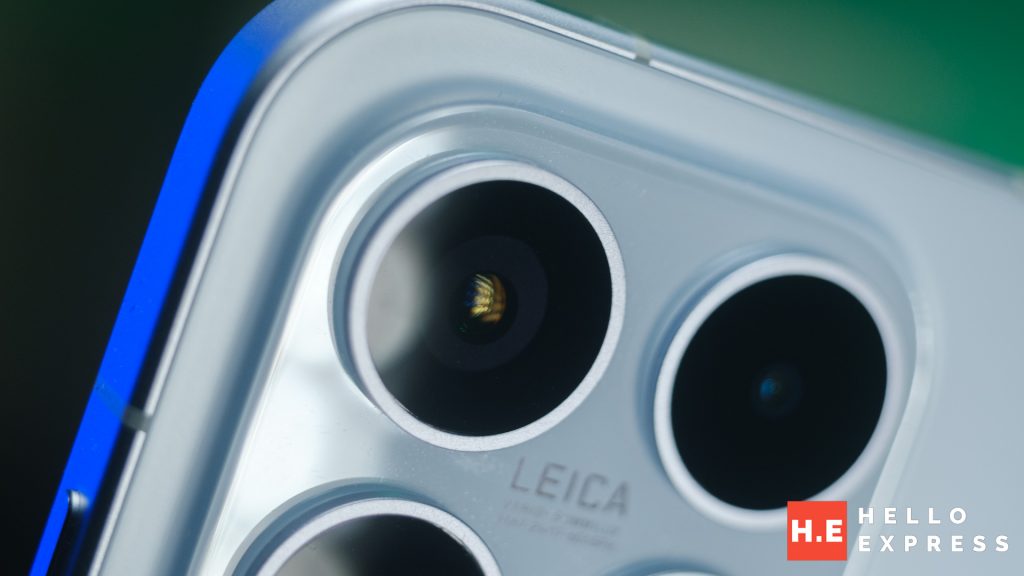 image of What the Leica Summilux Lens Actually Means on a Smartphone Camera - HelloExpress - 7