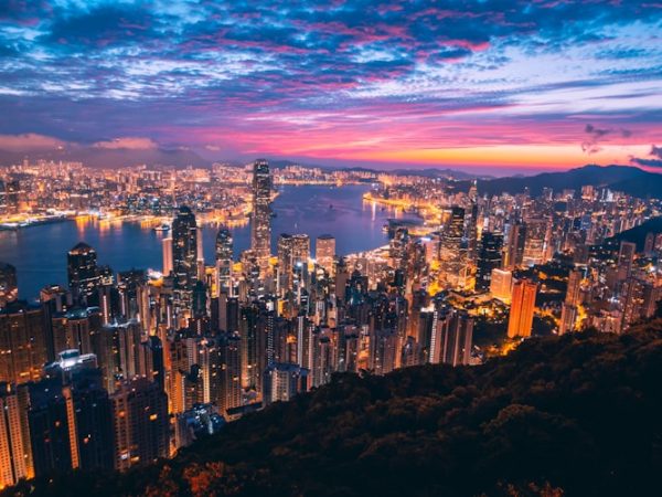 image of HKMA Warns of Fake Stablecoins as Licensed Issuers Have Yet to Launch Tokens in Hong Kong - HelloExpress - 1