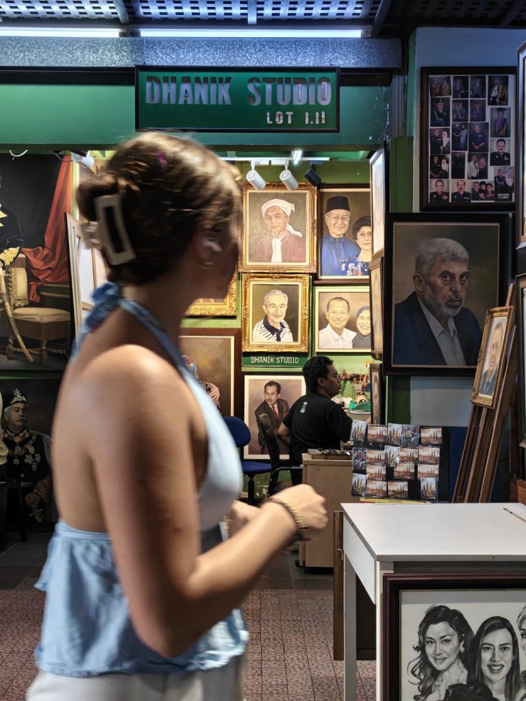 iQOO 15R Review: Flagship Chip, Marathon Battery — The Gaming Phone That Thinks It's a Work Phone 23 image of iQOO 15R Review: Flagship Chip, Marathon Battery — The Gaming Phone That Thinks It's a Work Phone - HelloExpress - 23