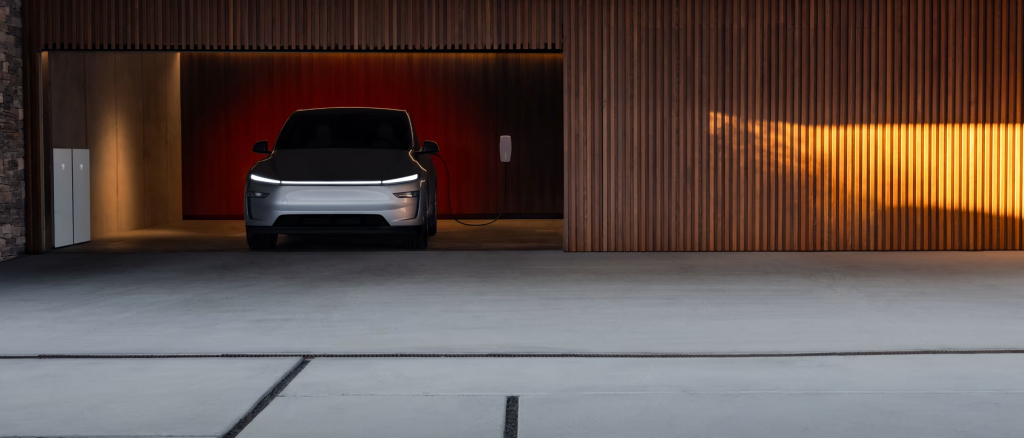 image of Tesla Model Y Long Range 3-Row Debuts in Malaysia — 681km Range, 6-Seater at Pavilion KL - HelloExpress - 7