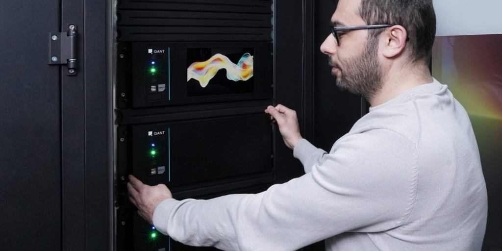 image of Q.ANT Deploys Second-Generation Photonic Processors at LRZ — Light-Based Computing Achieves 6x Energy Reduction - HelloExpress - 2