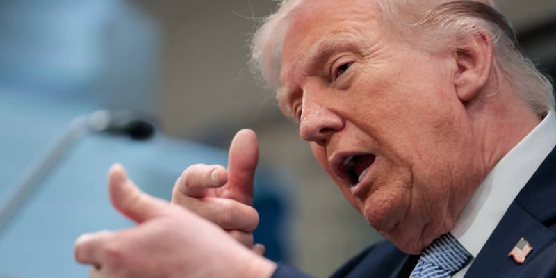 image of Stock Futures Surge, Oil Prices Slide as Trump Announces Two-Week Cease-Fire with Iran - HelloExpress - 1