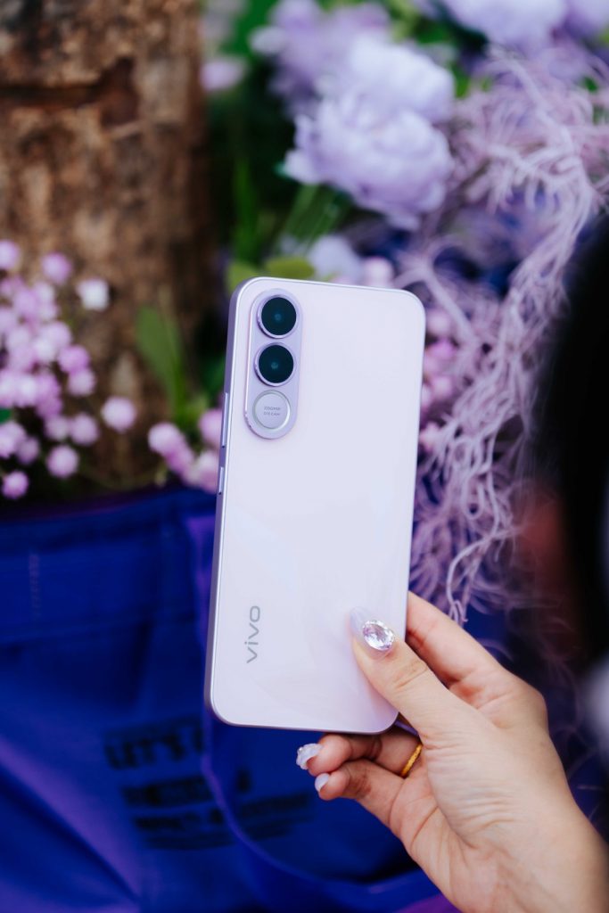 image of vivo V70 FE Launches in Malaysia: 200MP Camera, 7000mAh Battery Under RM2,000 - HelloExpress - 6