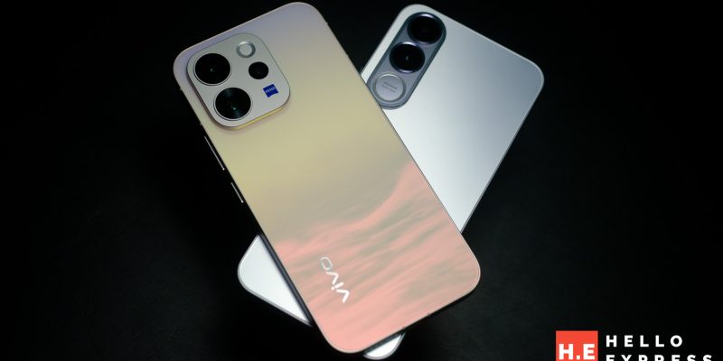 image of vivo V70 vs vivo V70 FE — Same same but different - HelloExpress - 1