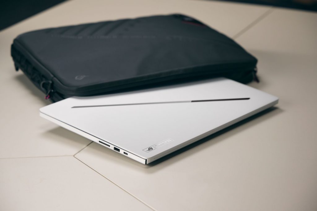 image of ROG Zephyrus G14 and G16 Land in Malaysia — Ultra-Slim Gaming Power Has Arrived - HelloExpress - 4