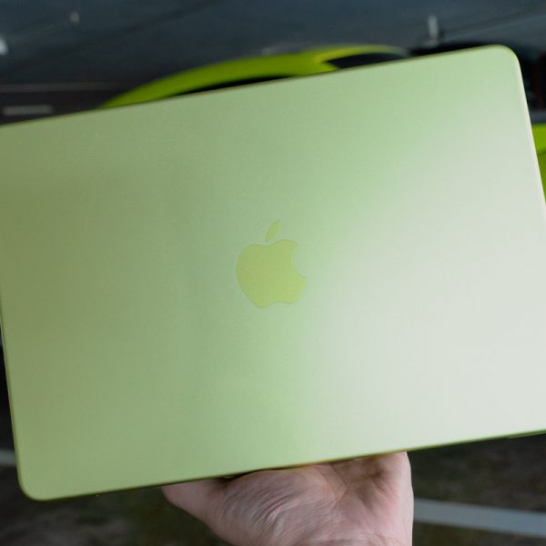 Apple MacBook Neo-1