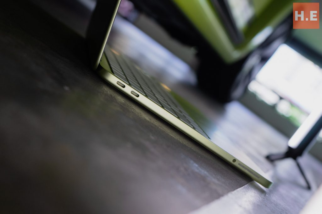 Apple MacBook Neo review-10