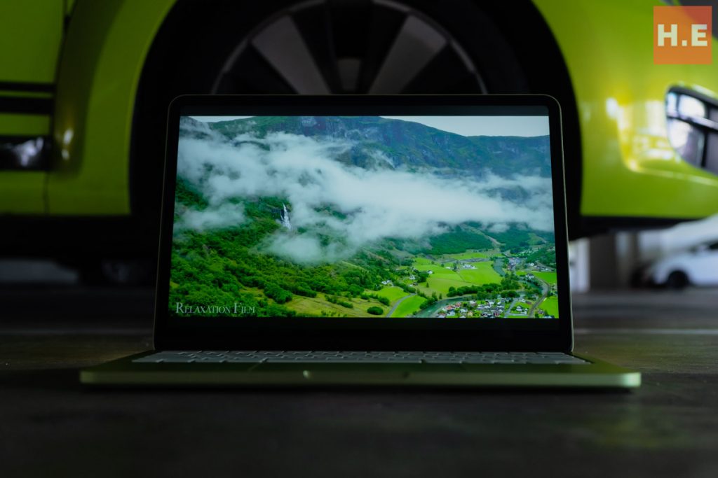 Apple MacBook Neo review-5