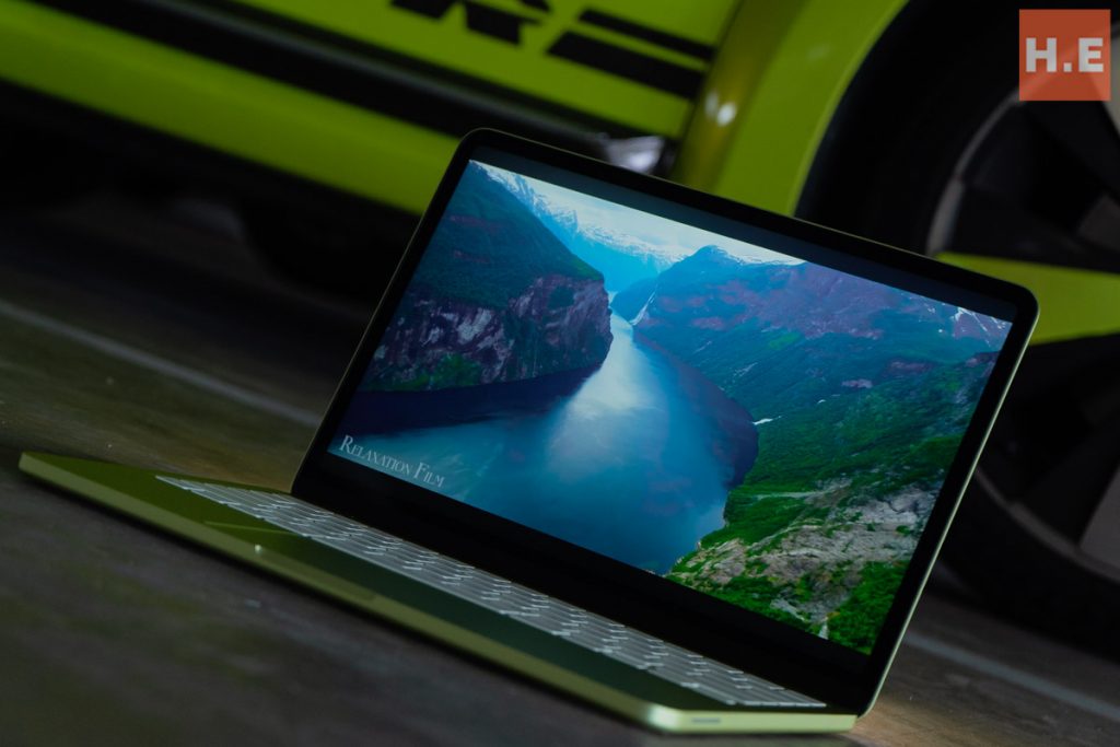 Apple MacBook Neo review-6