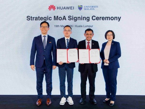 image of Huawei and Universiti Malaya Join Forces for Diabetes Risk Study Using Wearables - HelloExpress - 12