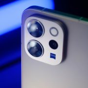 image of vivo V70 Review: Zeiss Optics, On-Device AI, and a Battery That Quietly Surprises - HelloExpress - 8