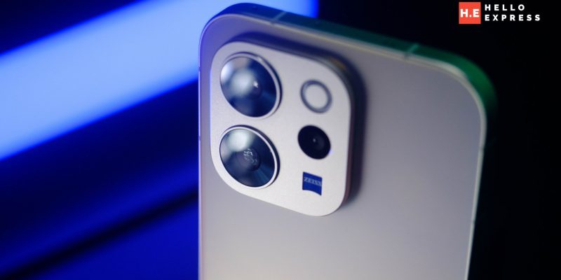 image of vivo V70 Review: Zeiss Optics, On-Device AI, and a Battery That Quietly Surprises - HelloExpress - 1