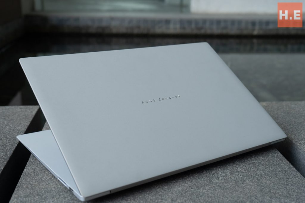 2026 ASUS Zenbook S16 (UM5606GA) Review — enhanced, refined 3 ASUS Zenbook S16 UM5606GA Review-2