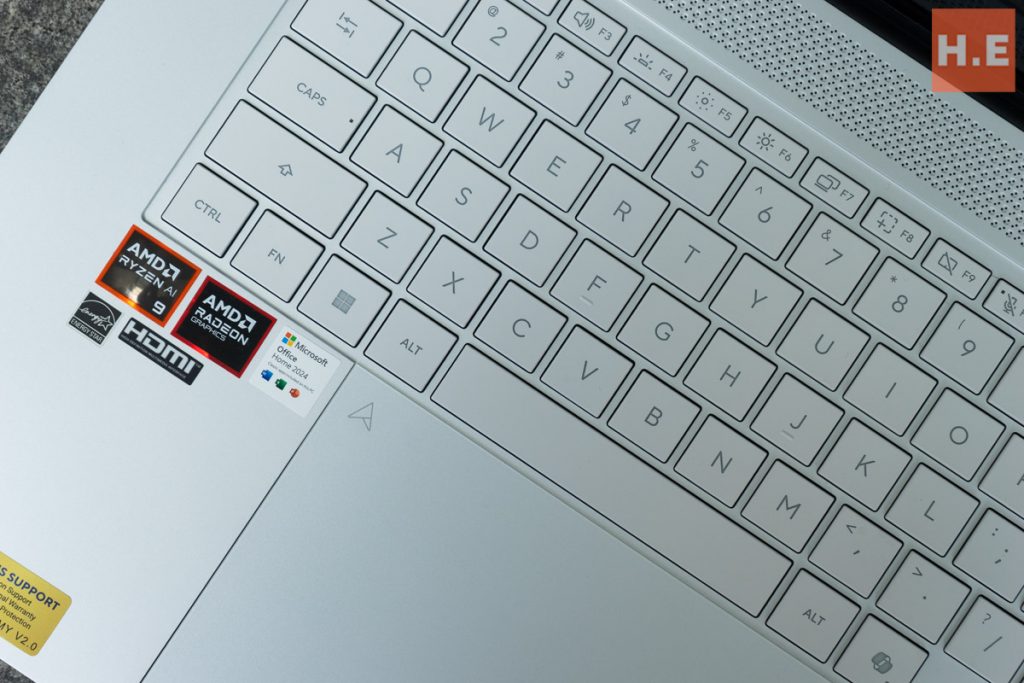 2026 ASUS Zenbook S16 (UM5606GA) Review — enhanced, refined 4 ASUS Zenbook S16 UM5606GA Review-3