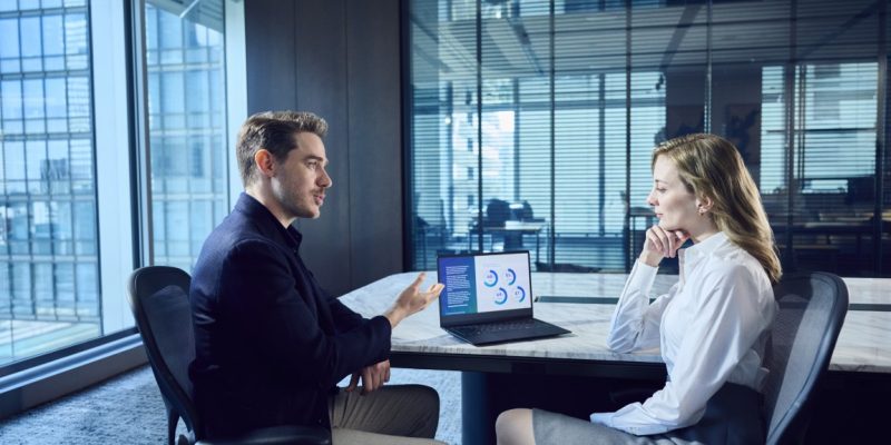 image of ASUS ExpertBook Ultra Lands in Malaysia — The Sub-1kg Flagship with 50W Performance - HelloExpress - 1