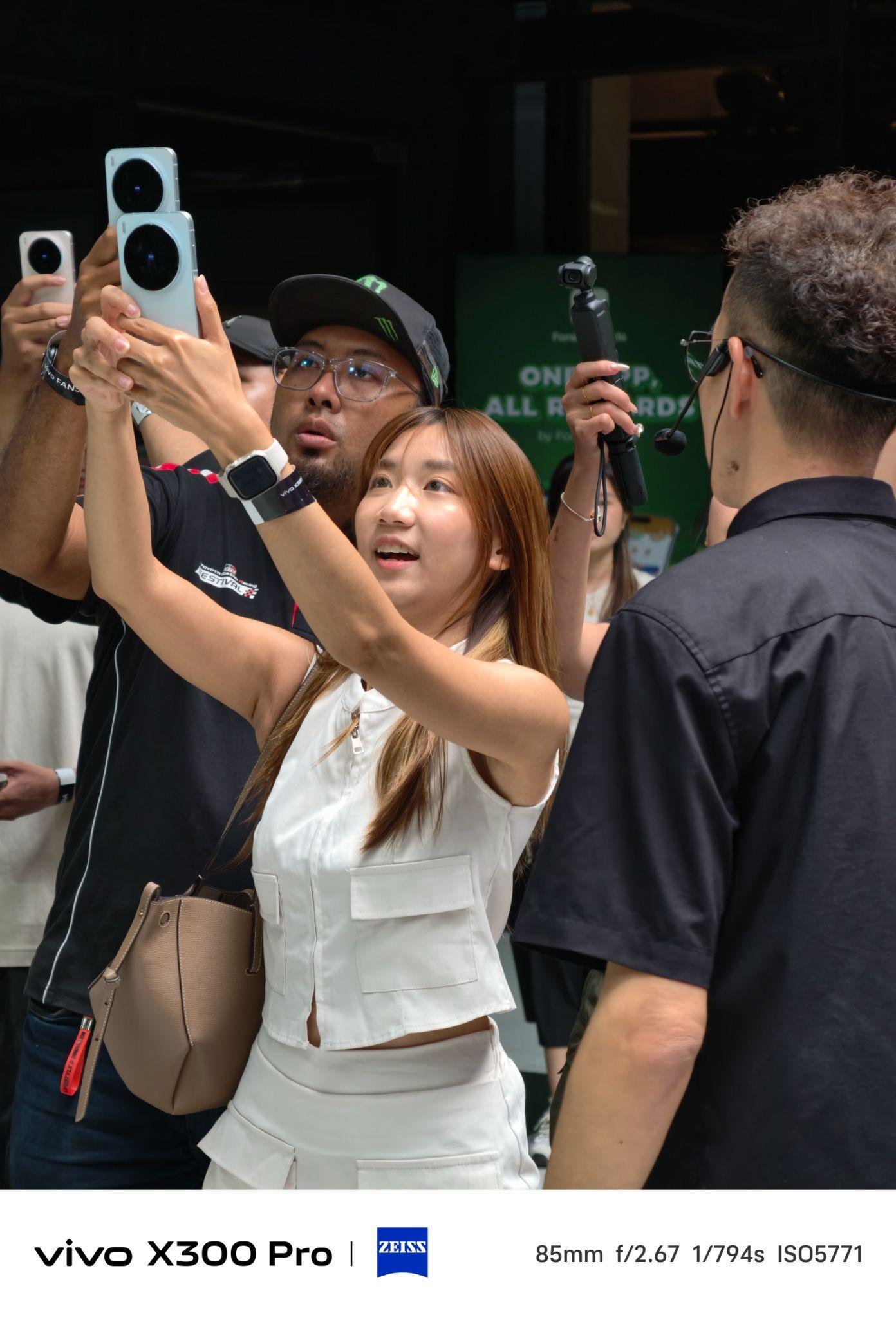 vivo Malaysia Opens Submissions for the vivo X300 Ultra Youth Creator Awards, Championing the Next Generation of Content Creators 5 vivo X300 FE