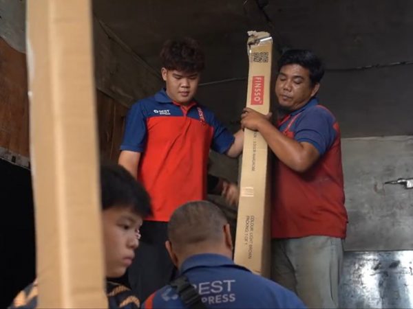 Beyond Every Delivery: BEST Express Driver Finds Purpose in Connecting Communities Across Malaysia 14 image of Beyond Every Delivery: BEST Express Driver Finds Purpose in Connecting Communities Across Malaysia - HelloExpress - 14