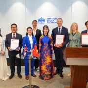 Vietjet Chairwoman Dr Nguyen Thi Phuong Thao Opens Trading at London Stock Exchange 5 image of Vietjet Chairwoman Dr Nguyen Thi Phuong Thao Opens Trading at London Stock Exchange - HelloExpress - 5