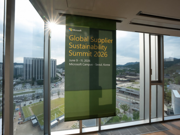 image of Microsoft's 40GW Renewable Bet: Why the AI Era Sustainability Push Matters for Malaysia's Cloud - HelloExpress - 8