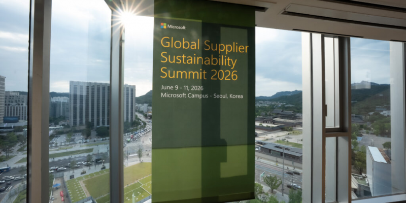 Microsoft's 40GW Renewable Bet: Why the AI Era Sustainability Push Matters for Malaysia's Cloud 1 image of Microsoft's 40GW Renewable Bet: Why the AI Era Sustainability Push Matters for Malaysia's Cloud - HelloExpress - 1
