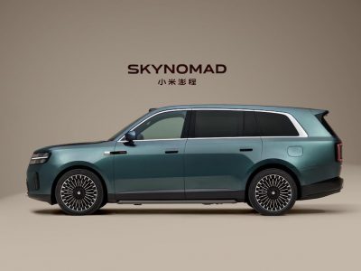 Xiaomi SkyNomad SUV in cyan blue, side profile view against light background