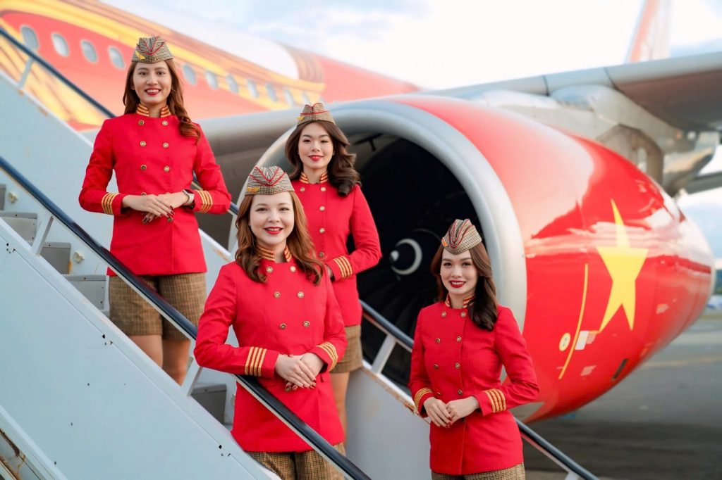 Vietjet Wins Favourite Low-Cost Carrier and Best Cabin Crew Uniform at 2026 Flyers' Choice Awards 2 image of Vietjet Wins Favourite Low-Cost Carrier and Best Cabin Crew Uniform at 2026 Flyers' Choice Awards - HelloExpress - 1