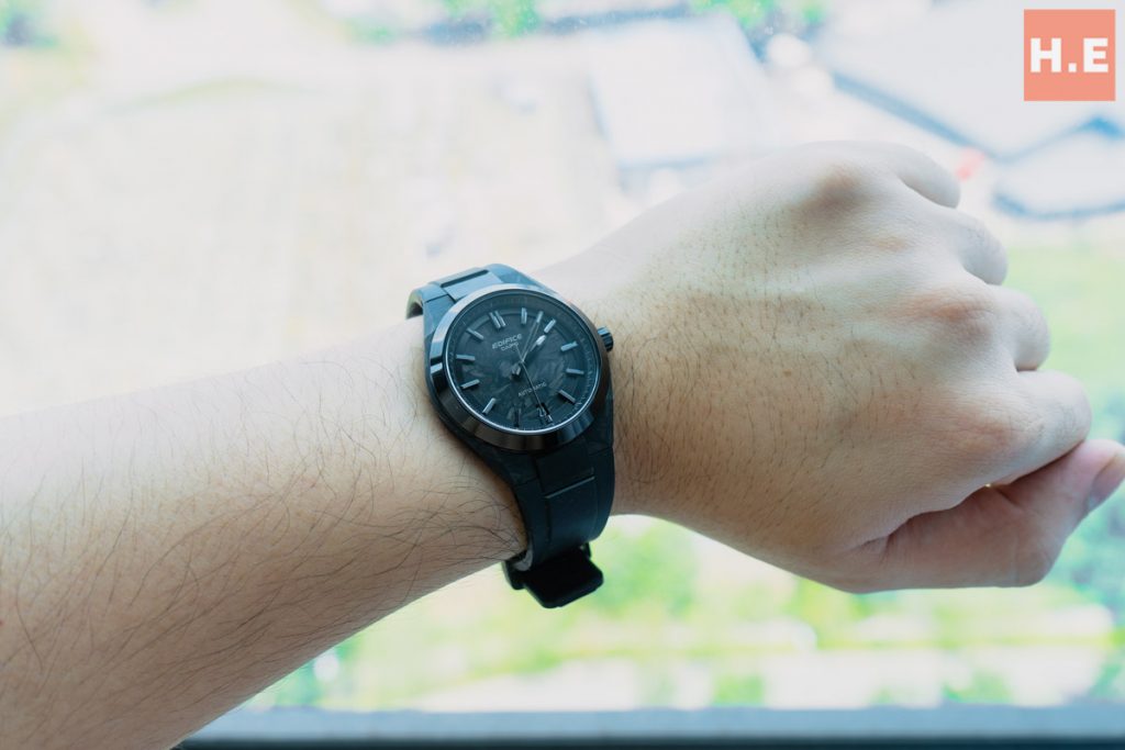 Casio Edifice EFK-100XPB Quick Review — forging its mark in history 4 The Casio Edifice EFK-100XPB wears well.