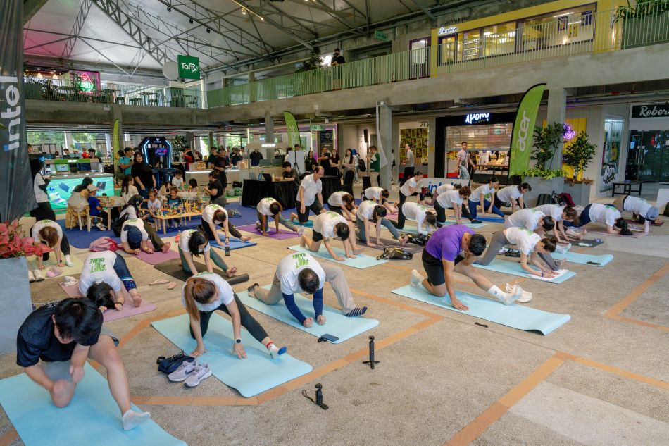 image of Acer Marks 10th Annual Acer Day in Malaysia with 'SHIFT THE GAME' Campaign - HelloExpress - 2