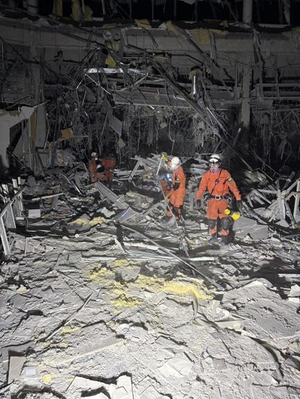 image of Kumamoto Quake Disrupts Japan Semiconductor Hub, Rattles Asia Chip Supply Chain - HelloExpress - 2