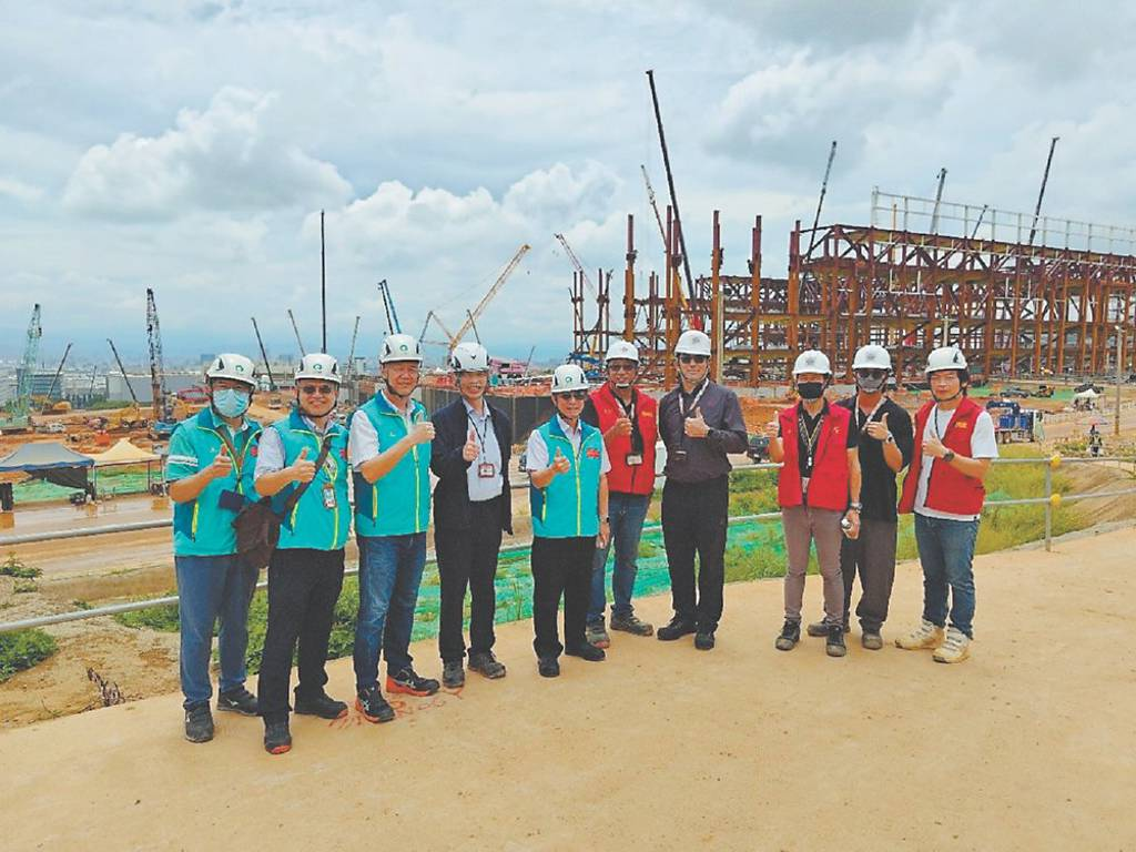 TSMC’s 1.4nm Fab in Taichung Runs Ahead of Schedule, Mass Production Slated for Mid-2028 2 image of TSMC’s 1.4nm Fab in Taichung Runs Ahead of Schedule, Mass Production Slated for Mid-2028 - HelloExpress - 2