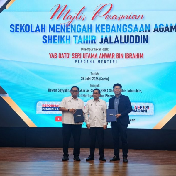 Samsung Malaysia and Yayasan Didik Negara Sign MoU to Push Digital Education in Malaysian Schools 20 image of Samsung Malaysia and Yayasan Didik Negara Sign MoU to Push Digital Education in Malaysian Schools - HelloExpress - 8