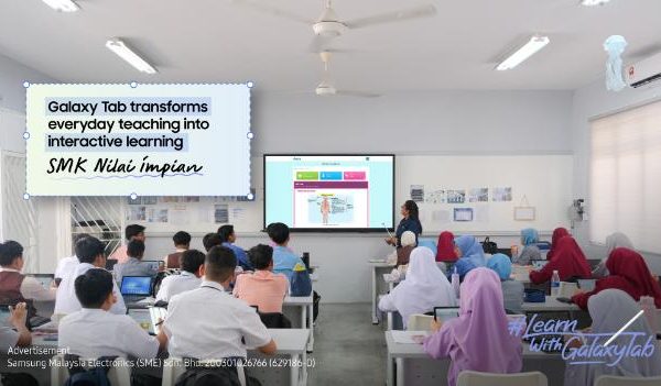 Samsung Galaxy Tab S Pen in use for classroom annotation