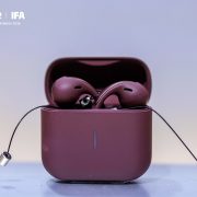 Anker soundcore AeroClip 2 burgundy red case front view IFA Berlin 2026